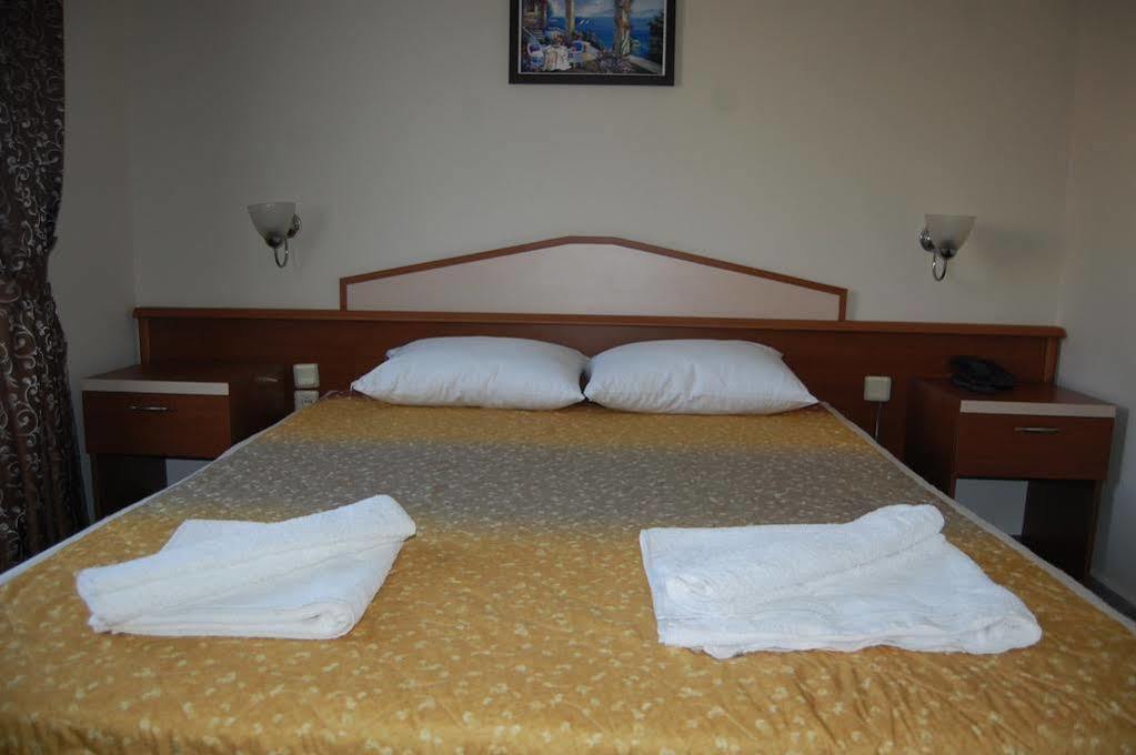 Irem Apart Hotel 말마리스 외부 사진